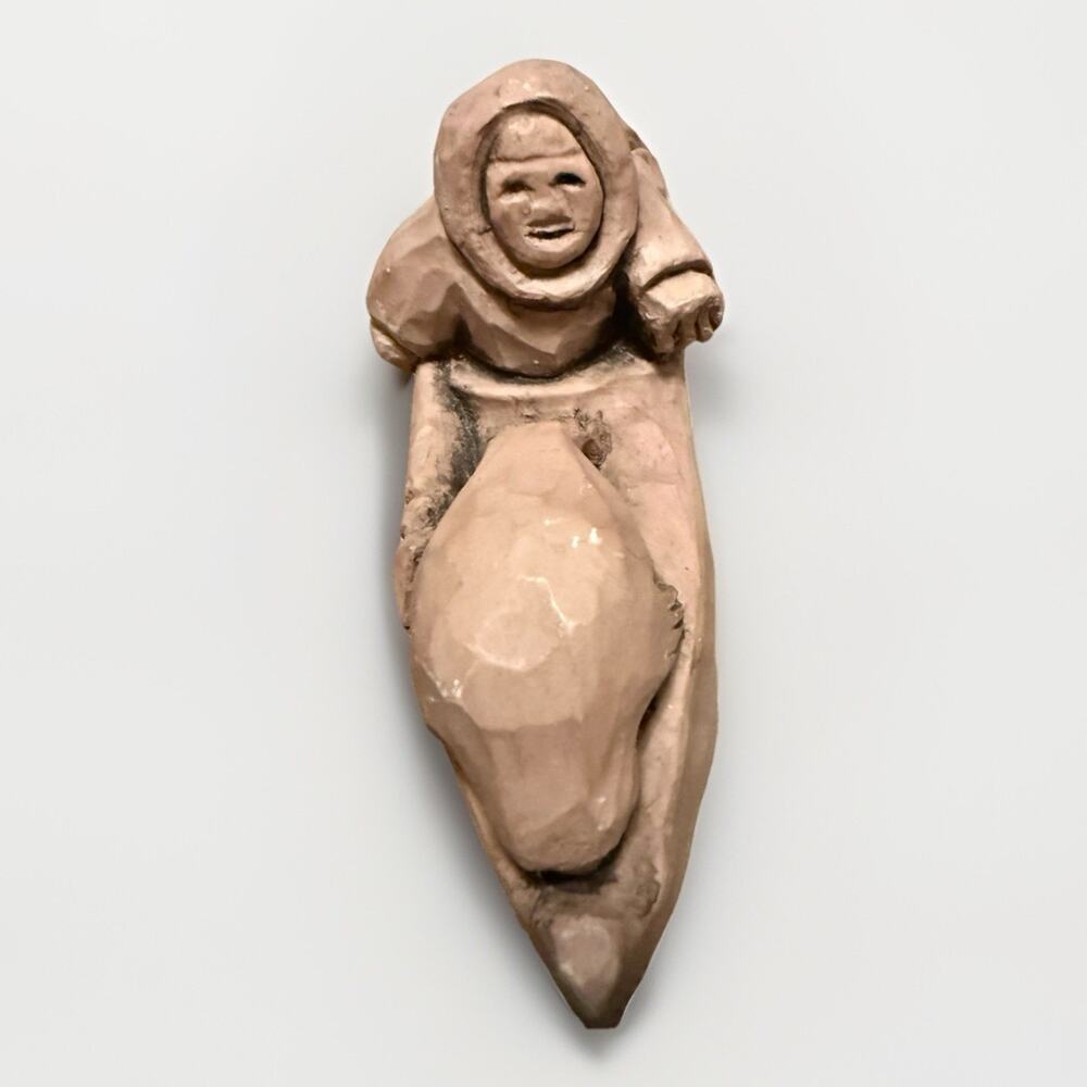 Vintage Inuit Alaska Handmade Earthquake Clay Seal Hunter Sculpture Figurine 5.5